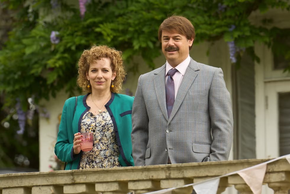 17725438650254656607276385174048