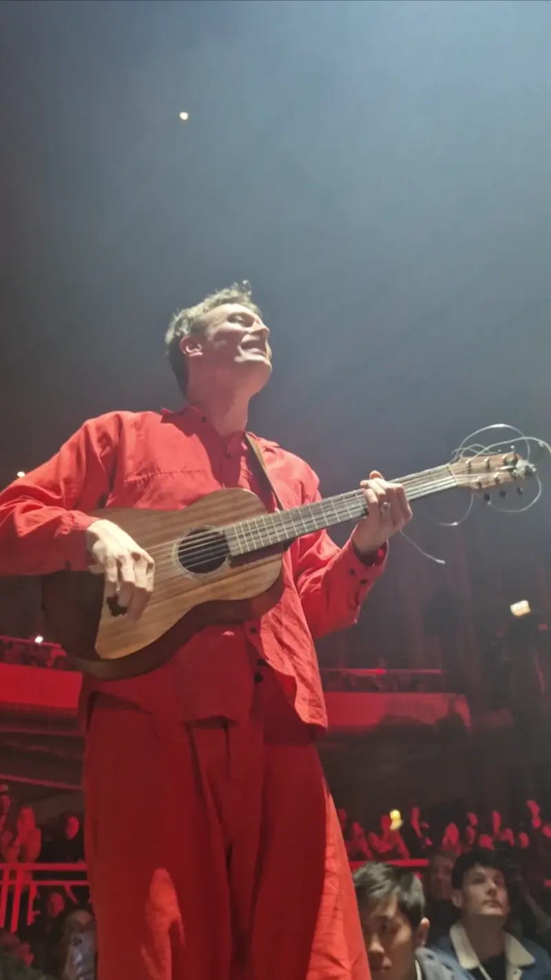 20250509_203316_1-ezgif.com-video-to-webp-converter-1